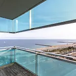 Luxury Apartment With Sea View!