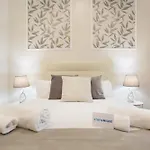 Stay U-Nique Apartments Calvet