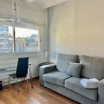 Bright & Spacious Family Flat In Central Barcelona