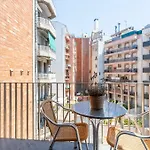 My Space Emirates - Fully Equipped Apartments Near The Beach With Shared Pool