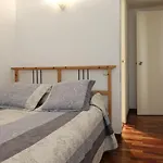Sweet Bcn Three Bedroom Apartment