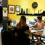 Alternative Creative Youth Hostel Barcelona