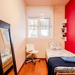 Three Bedroom Apartment In Sants