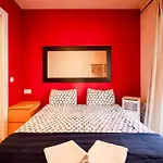 Three Bedroom Apartment In Sants
