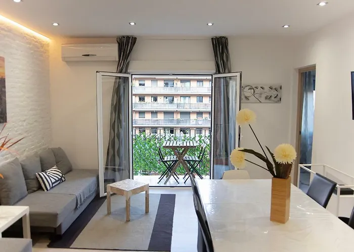 Sagrada Familia Apartment