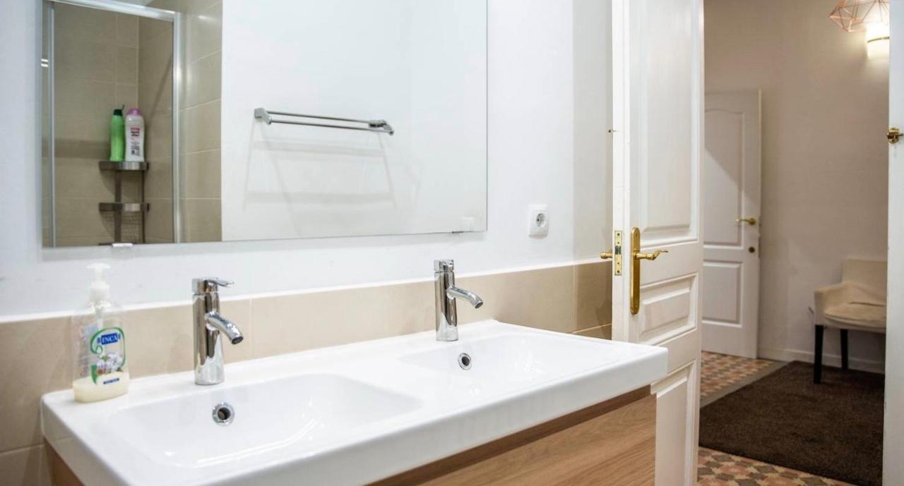 Eixample - Pova Apartamento Barcelona