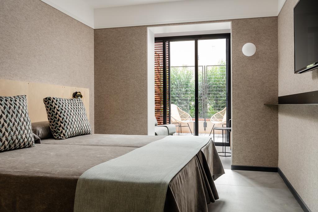 Hotel Raval House 3*