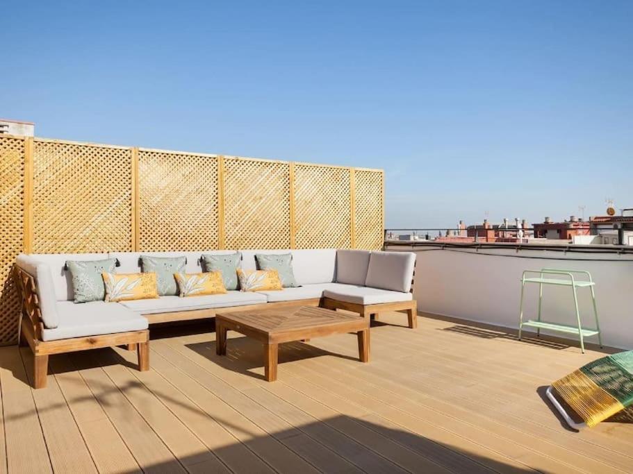 Apartment Delightfull With Terraze 3beds Barcelona