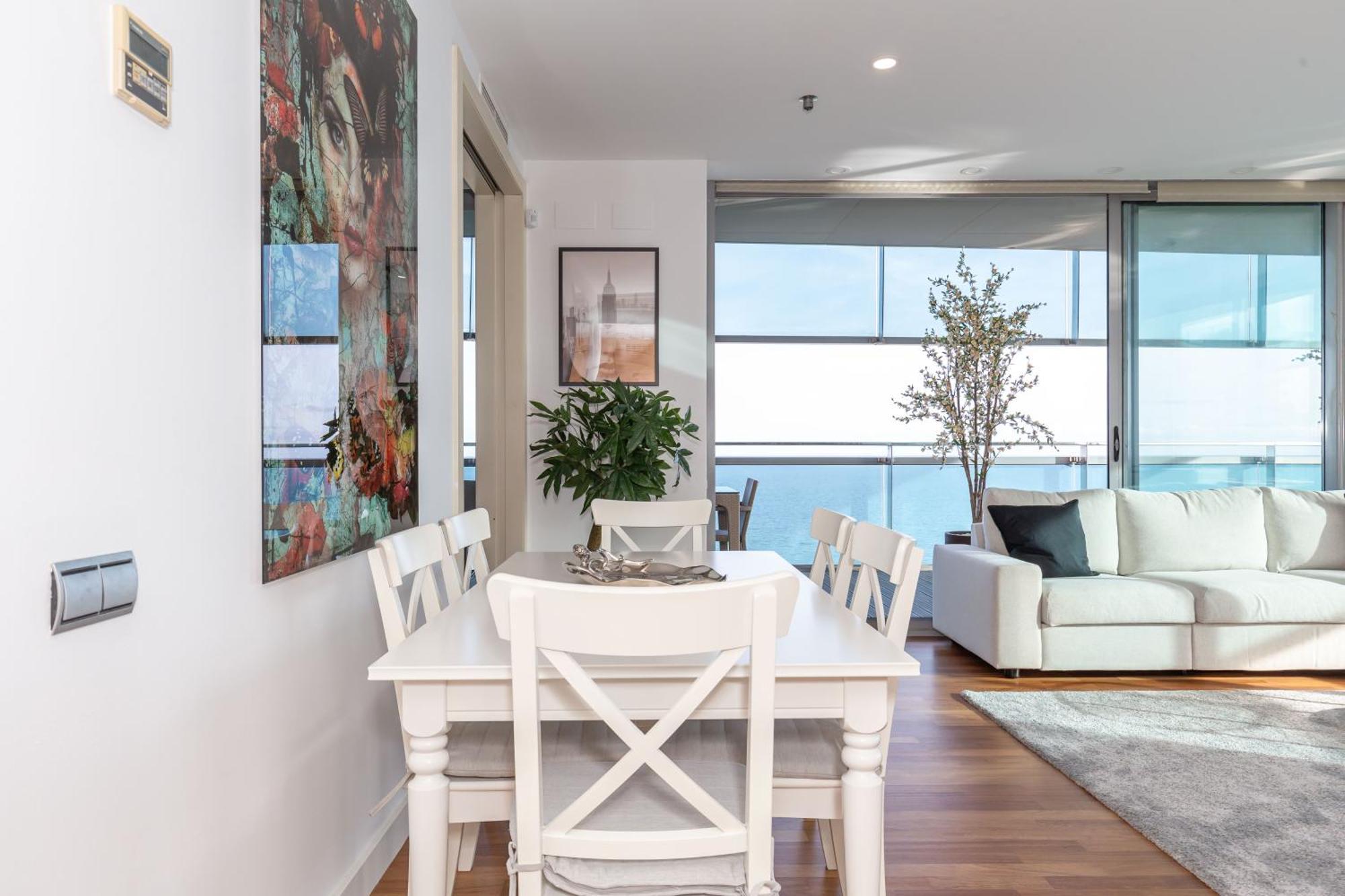 Luxury With Sea View! *
