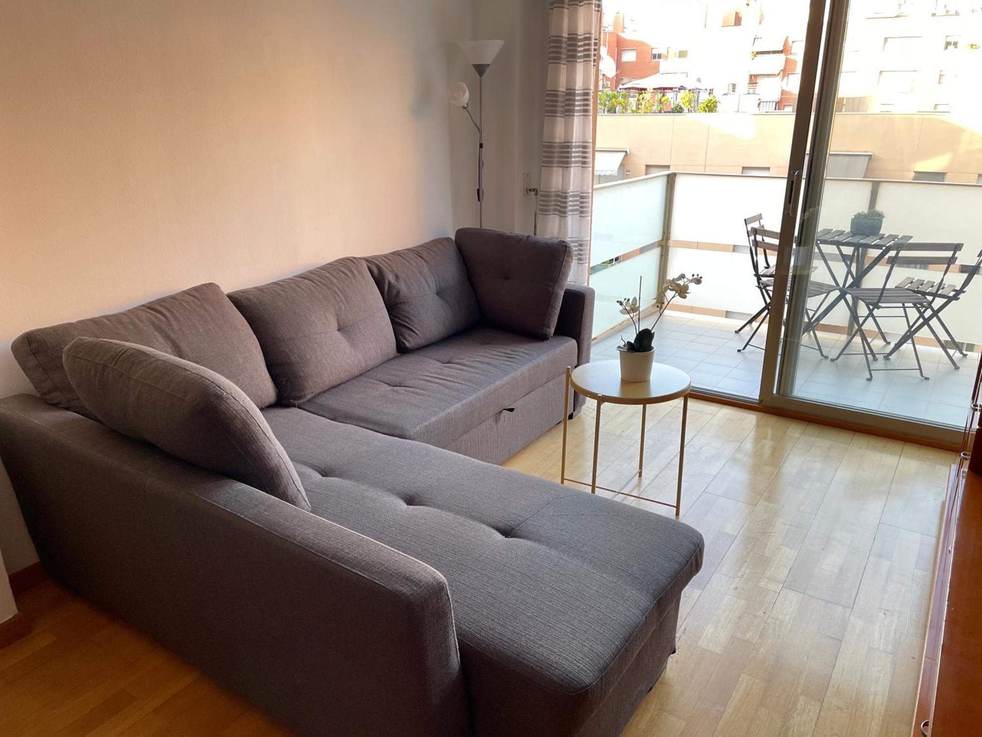 New! Amazing 2 Bedroom In Rambla Del Poblenou Apartment