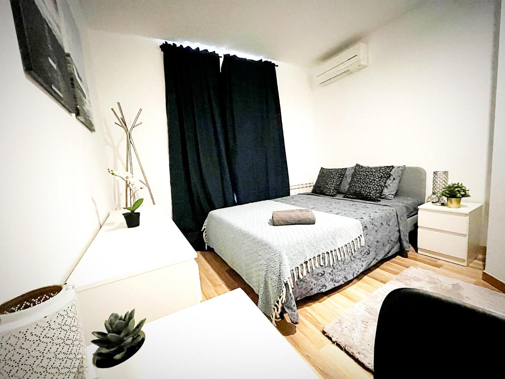 Hostel Private By La Rambla Barcelona