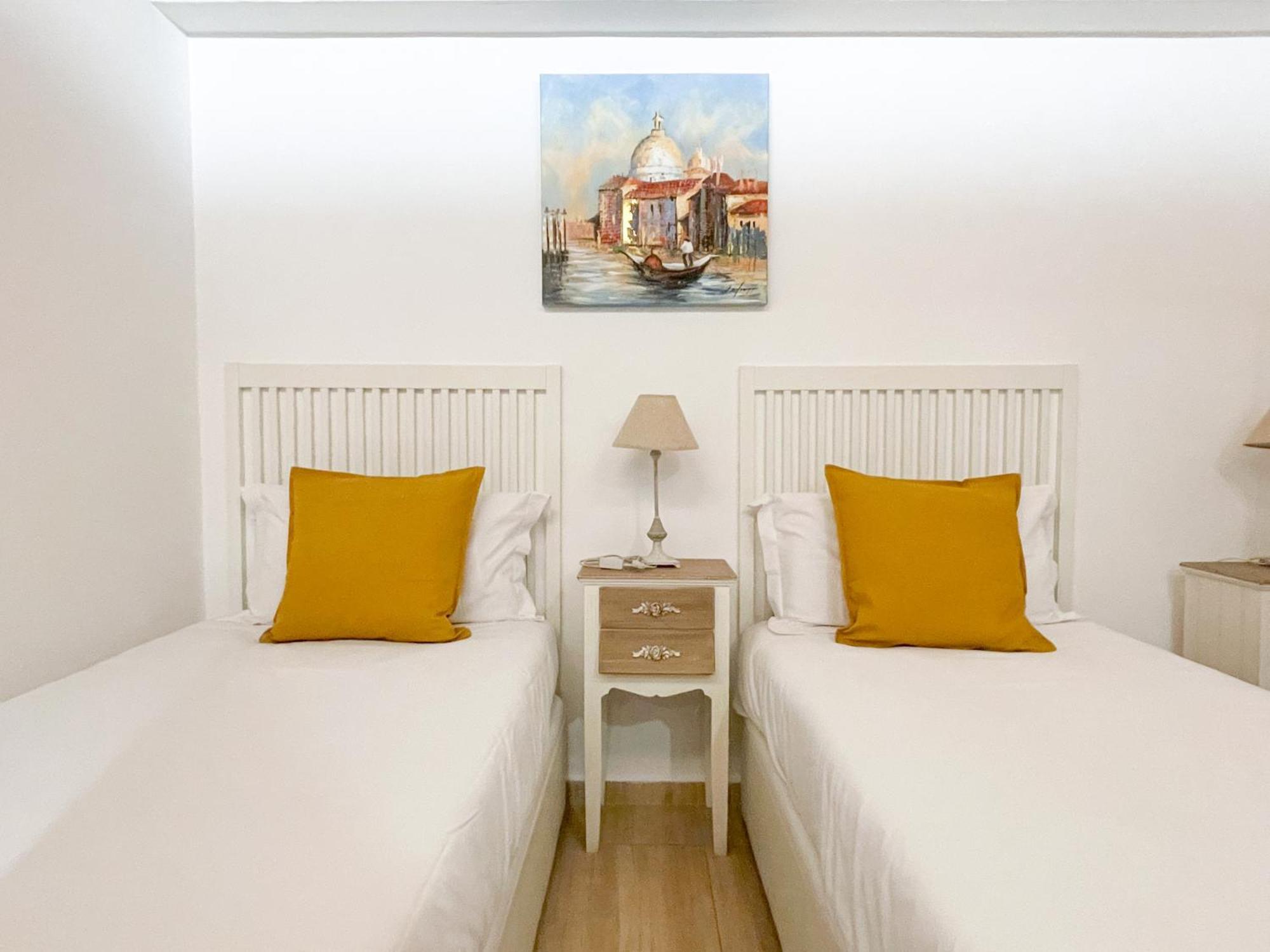 Aragon Sagrada Familia Apartment Barcelona