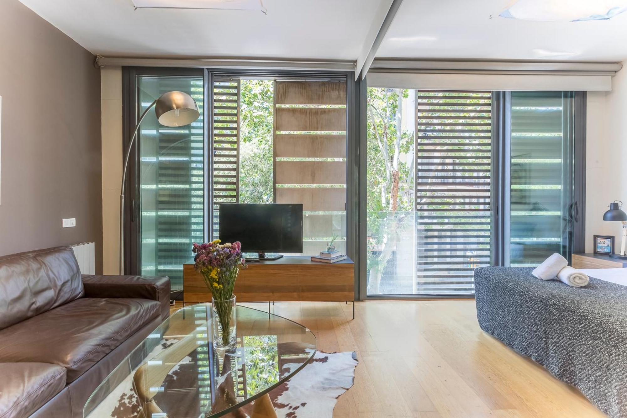 My Space Emirates - Fully Equipped Near The With Shared Pool * Barcelona