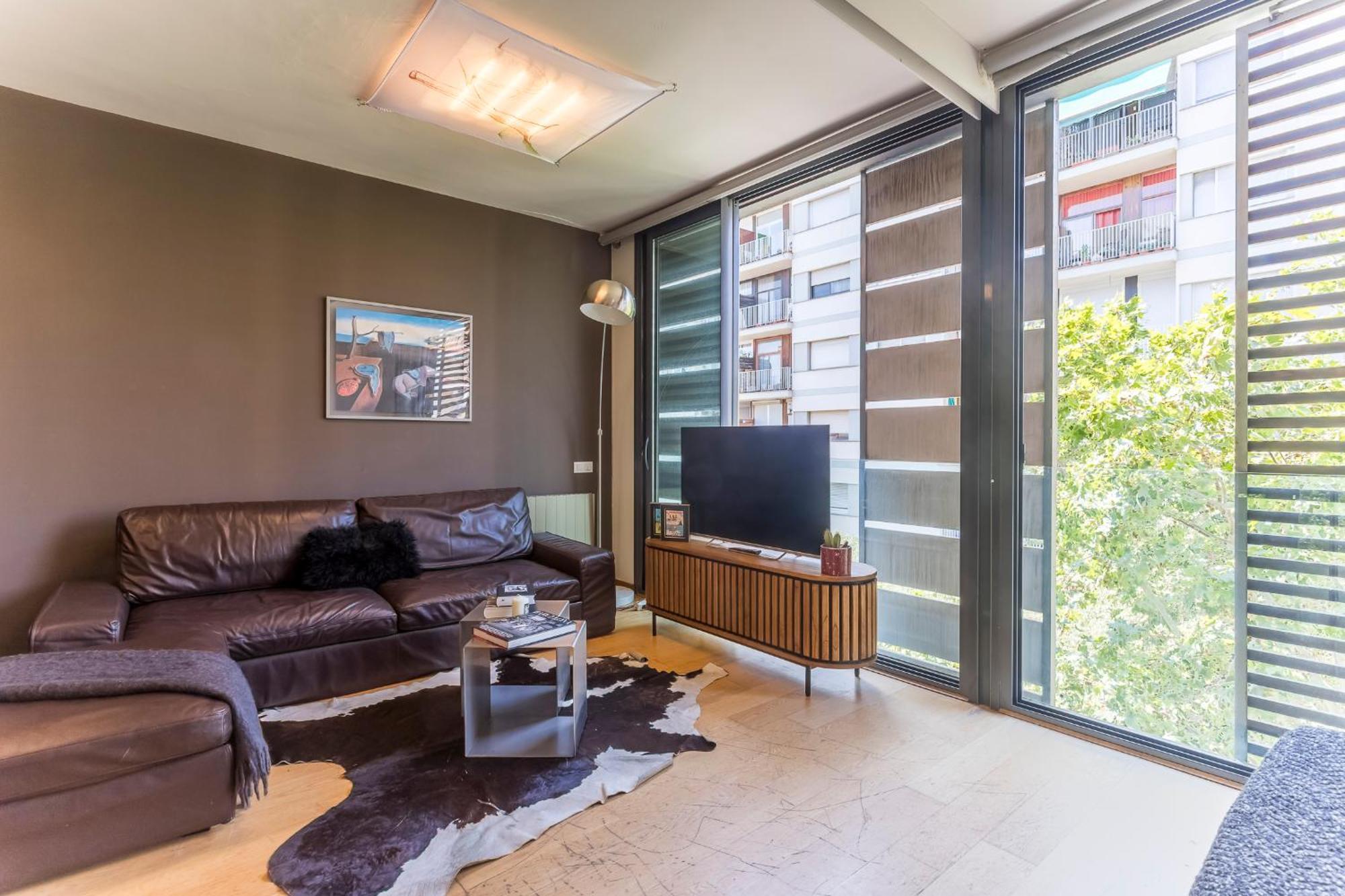 Apartamento My Space Emirates - Fully Equipped Near The With Shared Pool