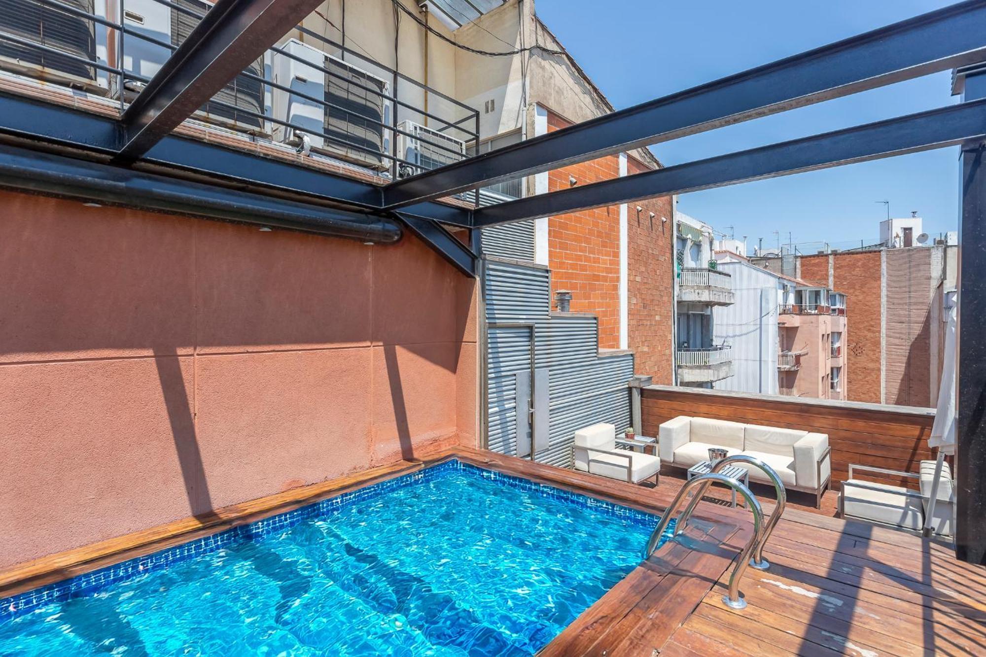 My Space Emirates - Fully Equipped Near The With Shared Pool Apartamento *