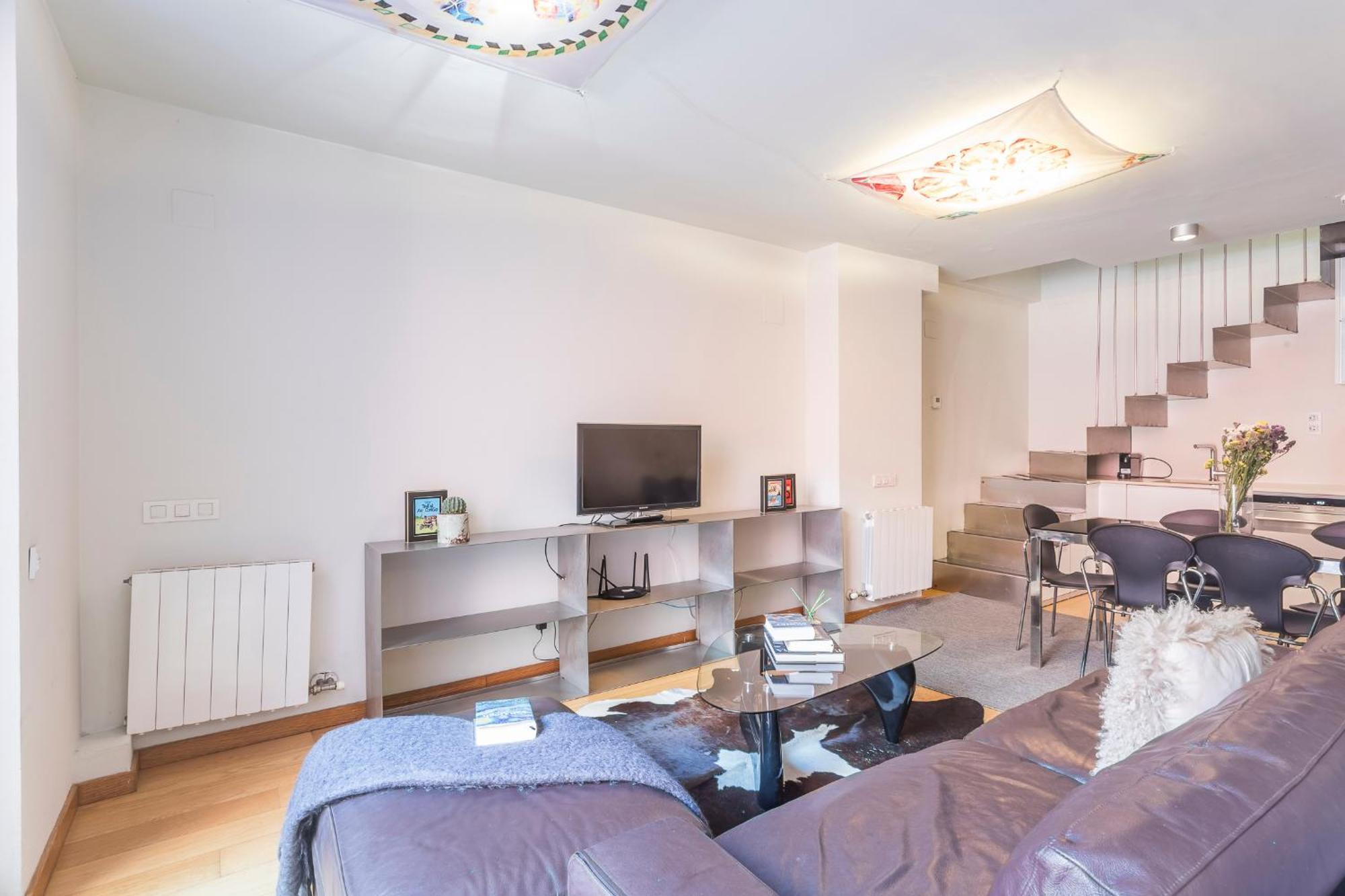Apartamento My Space Emirates - Fully Equipped Near The With Shared Pool