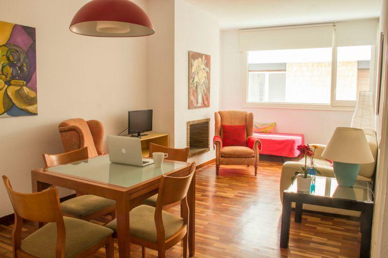 Sweet Bcn Three Bedroom Apartamento *
