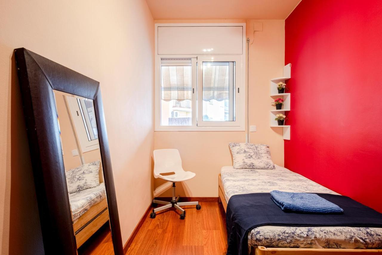 Apartamento Three Bedroom In Sants *