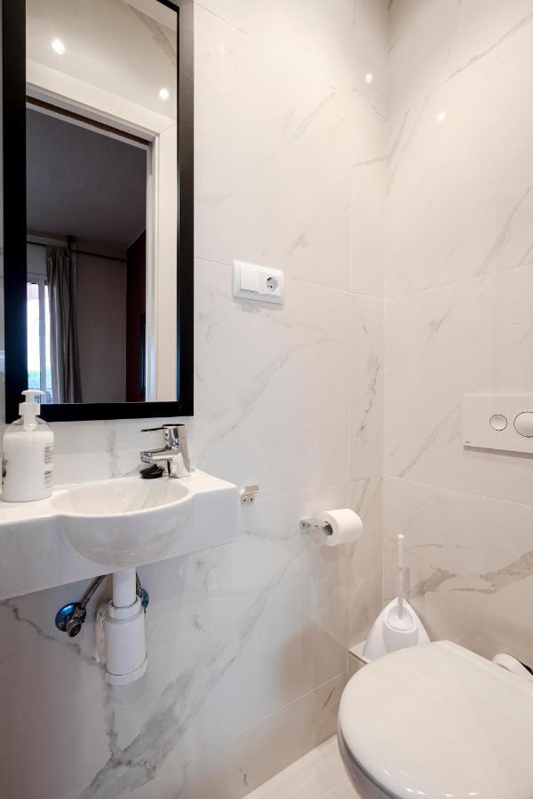 Apartamento Three Bedroom In Sants