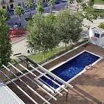 1216 - Forum Gardens Apartment