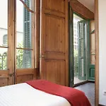 Beautiful Eixample Flat For Families