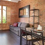 Beautiful Eixample Flat For Families