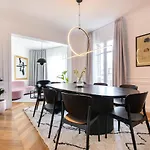 Majestic 4Br/4Bath Apartment In Sagrada Familia Area