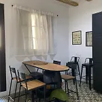 Spacious Modern Apartment In The Vibrant El Raval