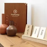Keyfamily Chic Studio
