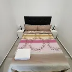 Apartamentos La Meridian