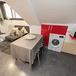 Barcelona Apartment Near Park Gueell