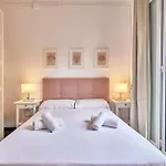 Bbarcelona Sagrada Familia Garden Apartment