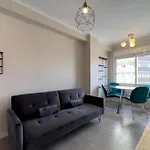 Bebarceloner Sant Andreu Apartments - 3 Bedrooms