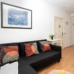 Cozy Exiample Getaway Apartments With Patio