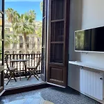 Barcelona Classic Plaza Real Apartments
