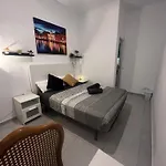 Rooms In Spacious Apartment In City Center