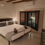 Poble Sec Apartments