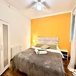Big And Bright Apartment Bcn