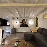 Rosselló Apartment