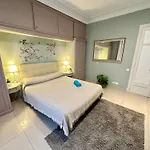 Gran Via Rooms