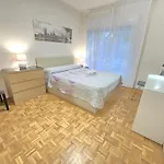 Rooms Villaroel