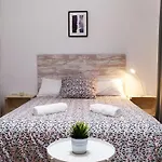V Barcelona Hostal