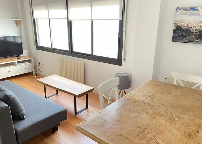 Apartment With Sea Views Next To The Beach Of Mar Bella