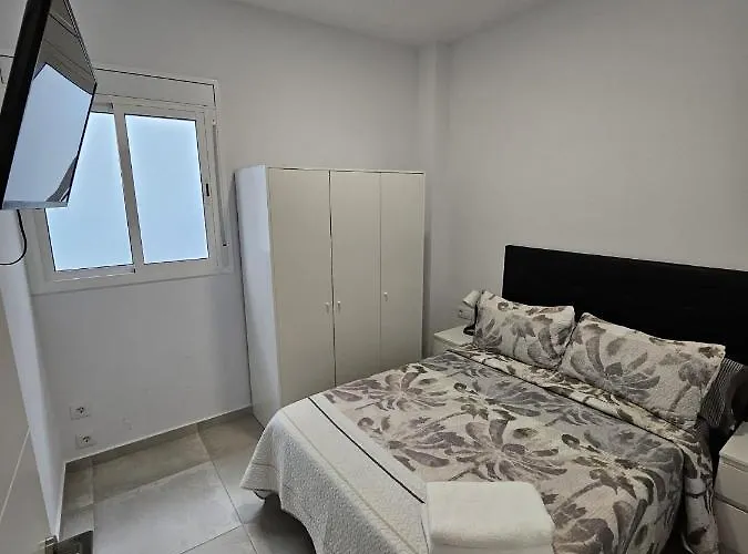 Apartamentos La Meridian