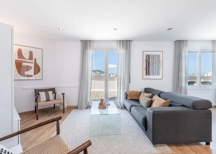The Corner Apartments By Aspasios