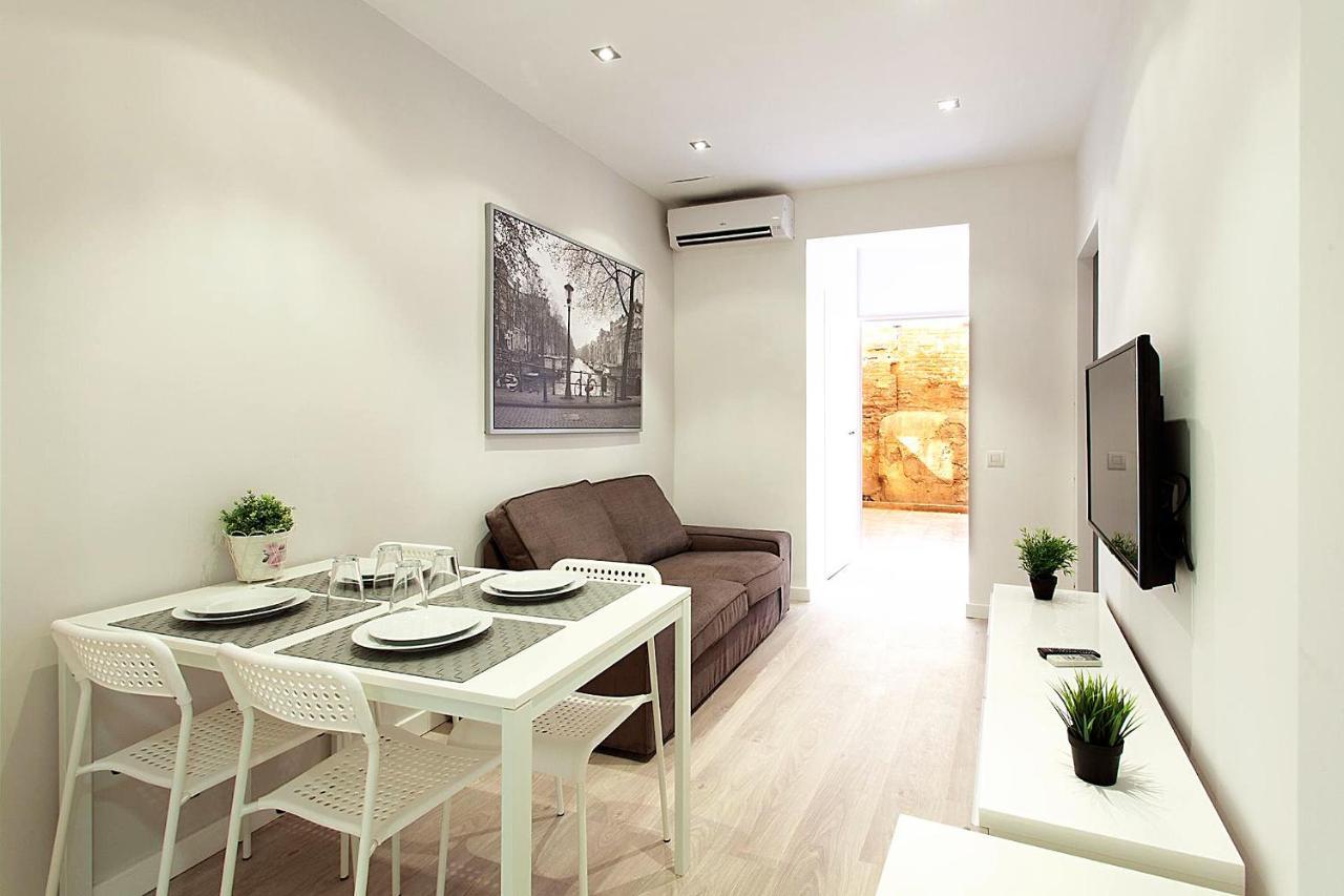 Miquel Angel - In Sants Large Community Terrace Apartamento Barcelona