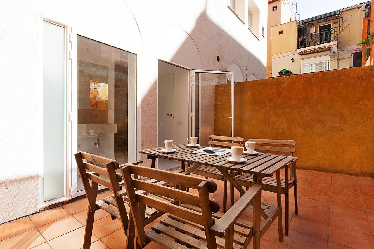 Miquel Angel - In Sants Large Community Terrace Apartamento *
