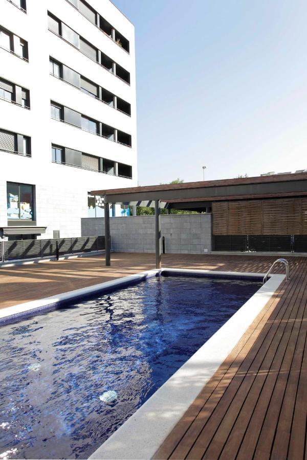 1216 - Forum Gardens Apartamento *