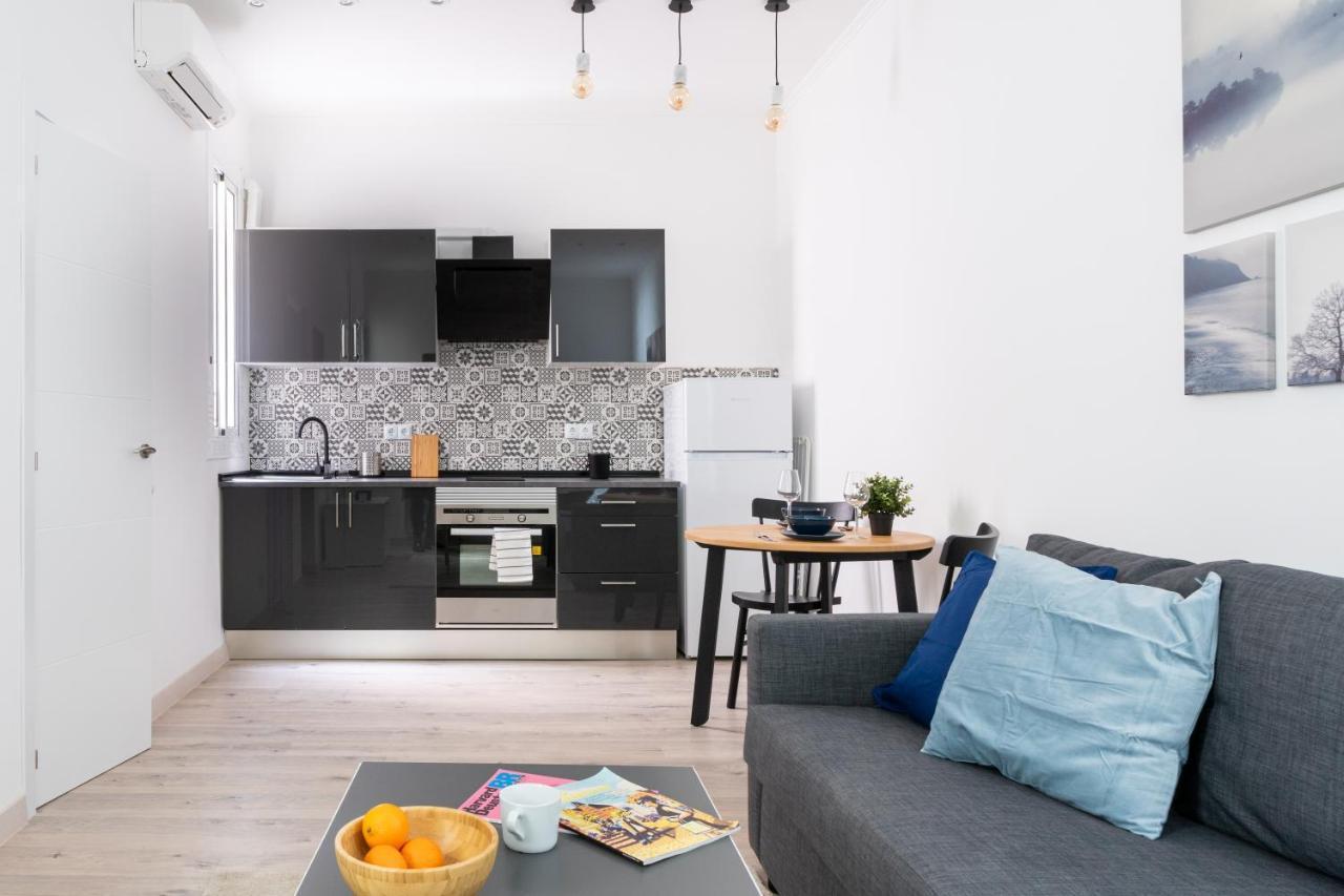 Apartamento Cozy Studio 5 Min From Camp Nou Barcelona