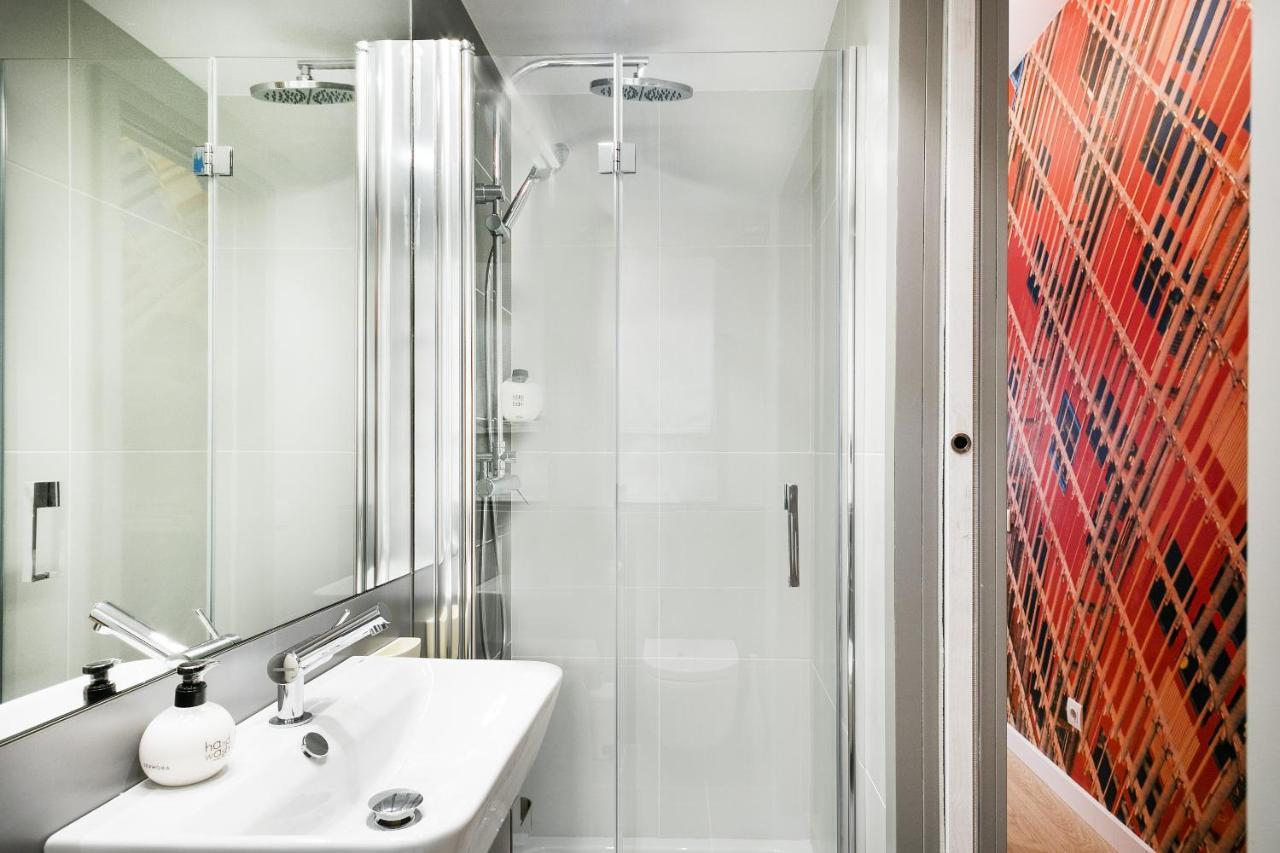Ola Living Santa Anna Barcelona